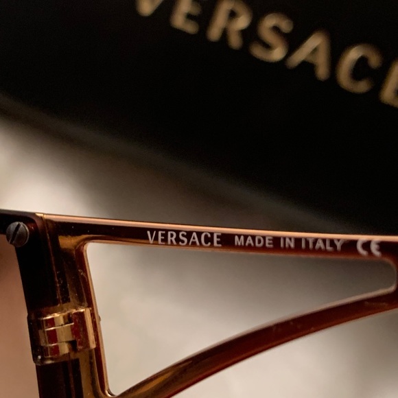 Versace 2040 Sunglasses - Picture 3 of 11